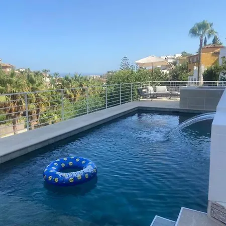 Διαμέρισμα Magnifique A Avec Vue Sur Et Piscine, Jacuzzi, Chauffes, Chauffe Payant