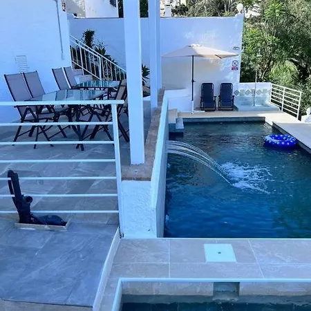 Διαμέρισμα Magnifique A Avec Vue Sur Et Piscine, Jacuzzi, Chauffes, Chauffe Payant *