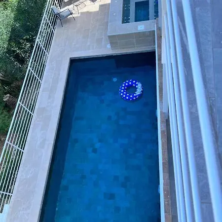 Magnifique A Avec Vue Sur Et Piscine, Jacuzzi, Chauffes, Chauffe Payant Διαμέρισμα Benalmádena