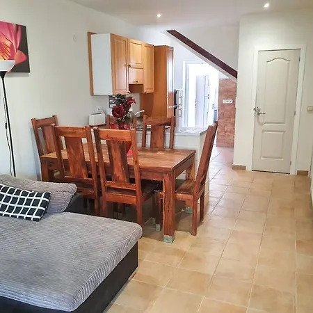 Διαμέρισμα Magnifique A Avec Vue Sur Et Piscine, Jacuzzi, Chauffes, Chauffe Payant *